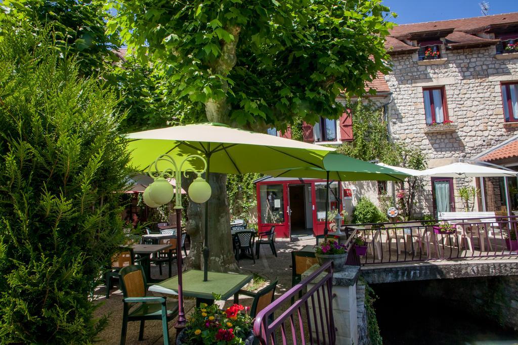 Logis Hotels - Auberge De L'Ile - Hotel 3 Etoiles Et Restaurant Creysse  Exterior photo