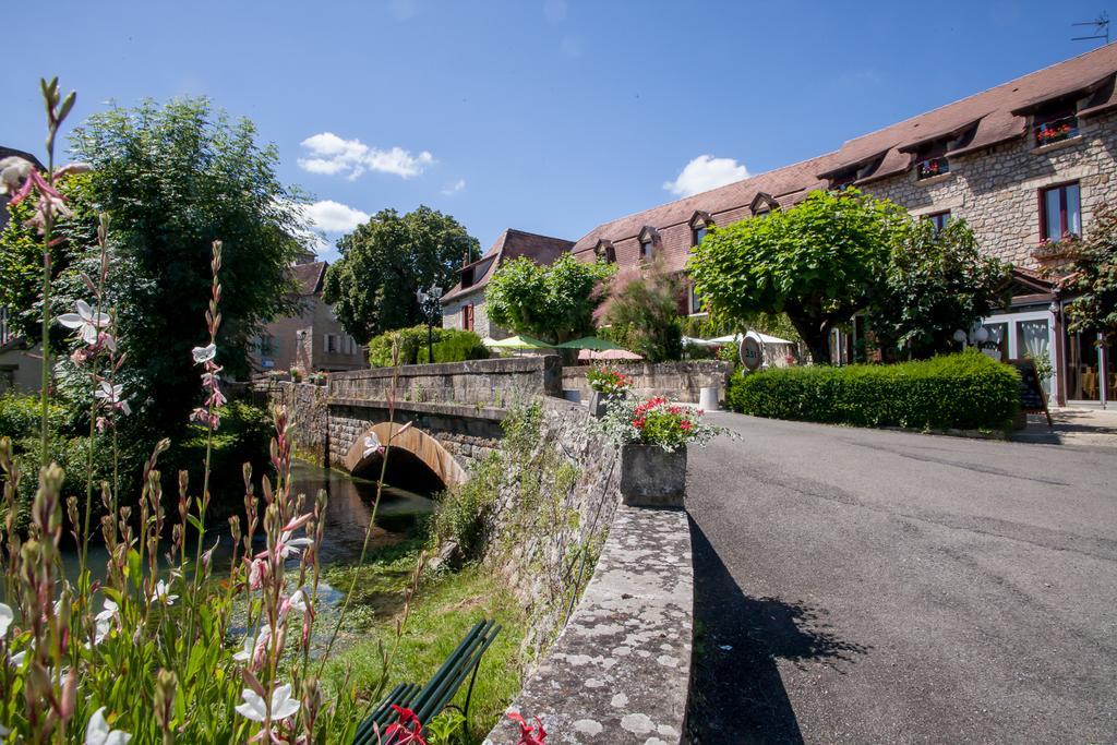 Logis Hotels - Auberge De L'Ile - Hotel 3 Etoiles Et Restaurant Creysse  Exterior photo